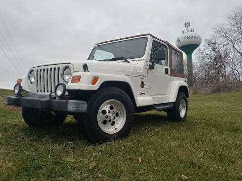 1998 Jeep Wrangler for sale at Sinclair Auto Inc. in Pendleton IN