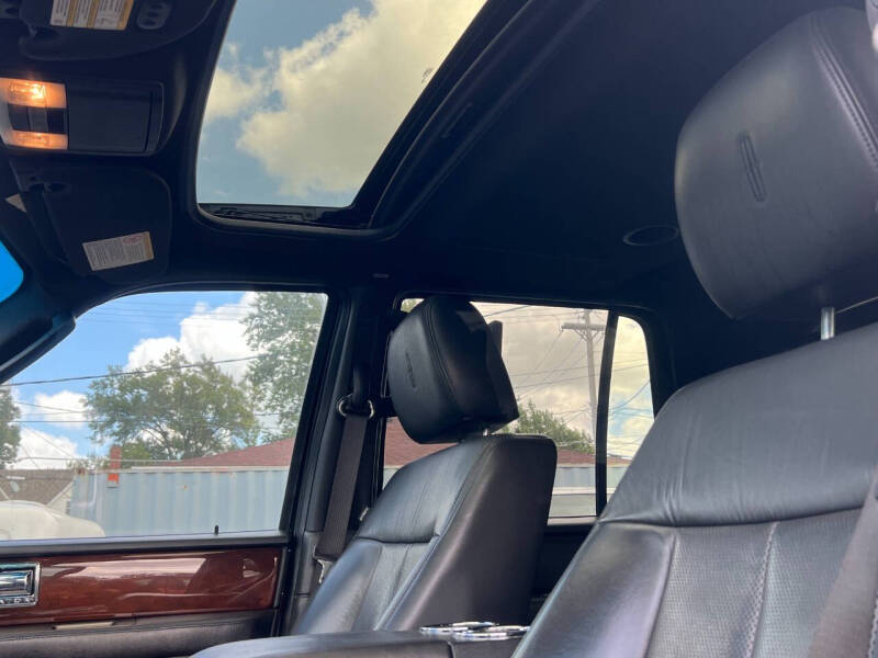 2013 Lincoln Navigator L