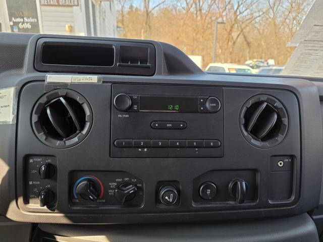 2012 Ford E-Series E-350 SD