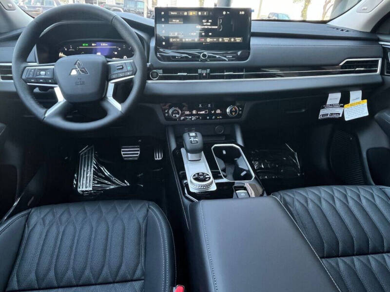 2026 Mitsubishi Outlander SEL
