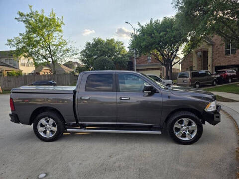 2015 RAM 1500 SLT