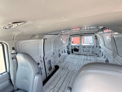 2004 Ford E-Series E-150