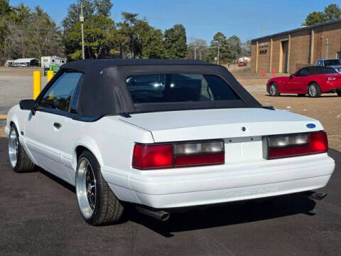 1990 Ford Mustang