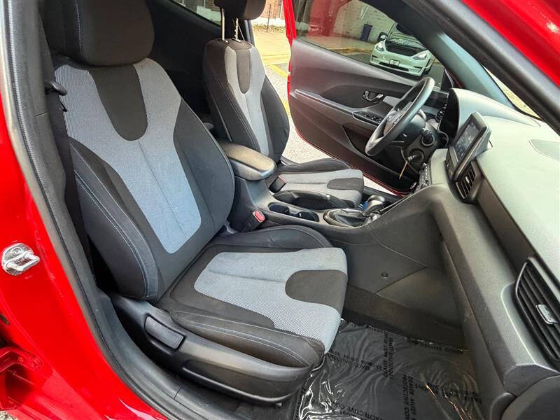 2019 Hyundai Veloster