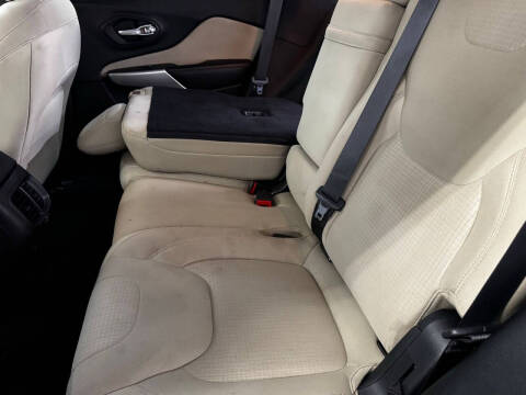 2017 Jeep Cherokee Latitude