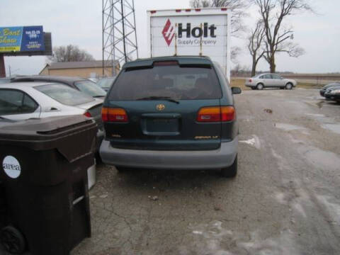 1998 Toyota Sienna LE