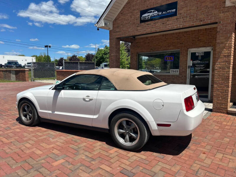 2005 Ford Mustang