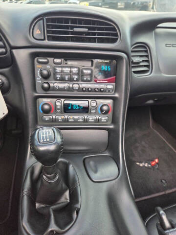 2004 Chevrolet Corvette
