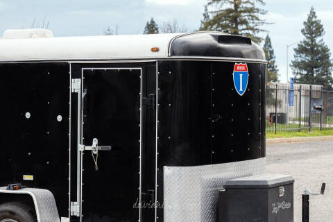 2017 Interstate 1AXLE