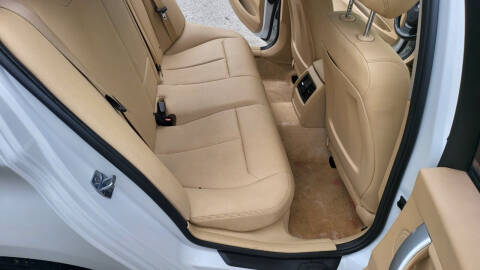 2015 BMW 3 Series 320i