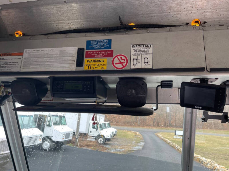 2010 Freightliner MT45 Chassis
