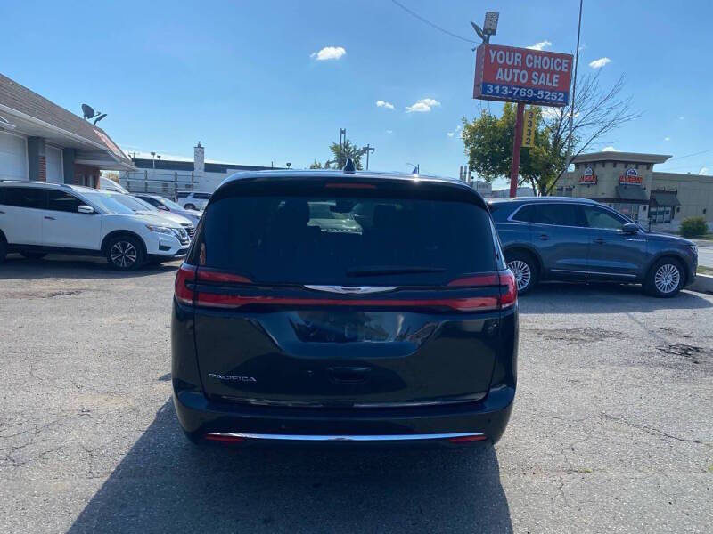 2023 Chrysler Pacifica Touring L