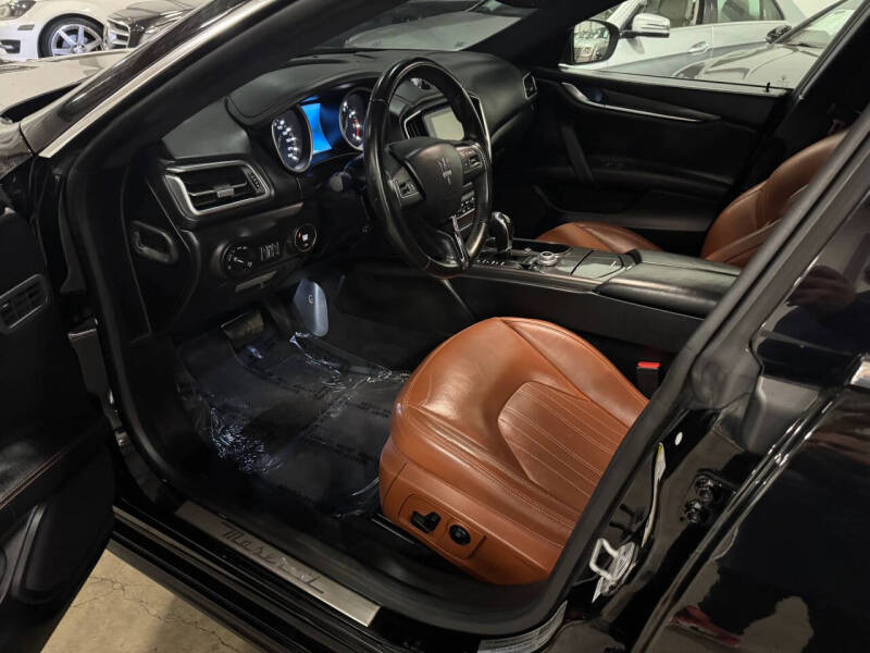 2018 Maserati Ghibli