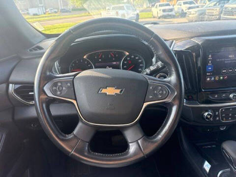 2022 Chevrolet Traverse LT Cloth