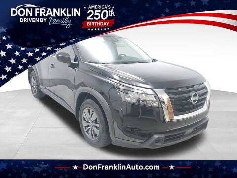 2023 Nissan Pathfinder S