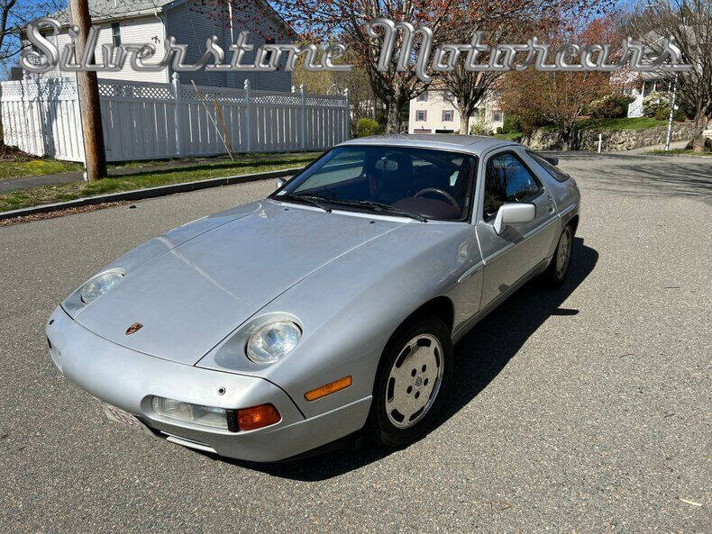 1987 Porsche 928 S4