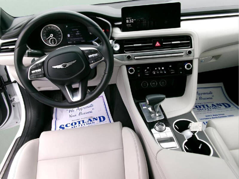2025 Genesis G70