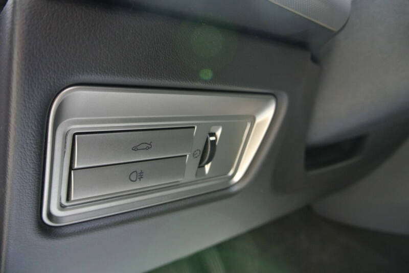 2011 Jaguar XF Premium