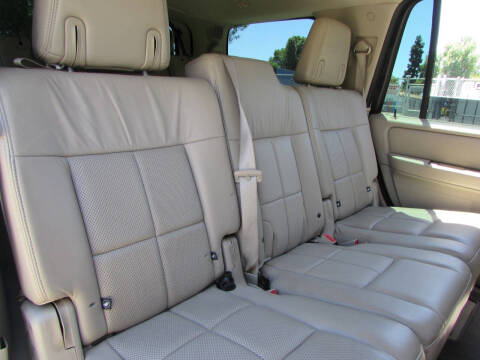 2012 Lincoln Navigator