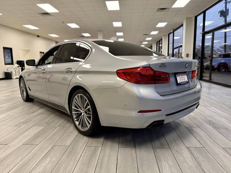 2018 BMW 5 Series 540i
