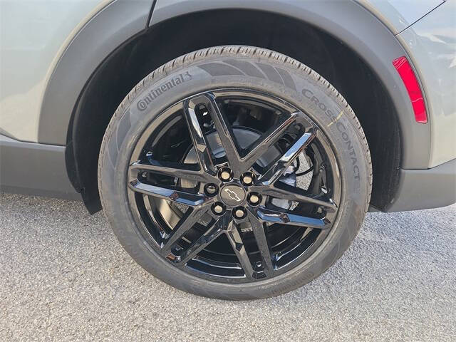 2026 Chevrolet Equinox EV LT 2