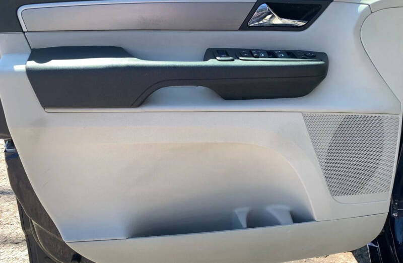 2014 Volkswagen Routan