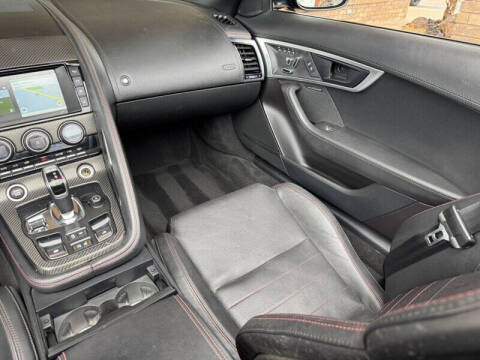 2018 Jaguar F-TYPE R