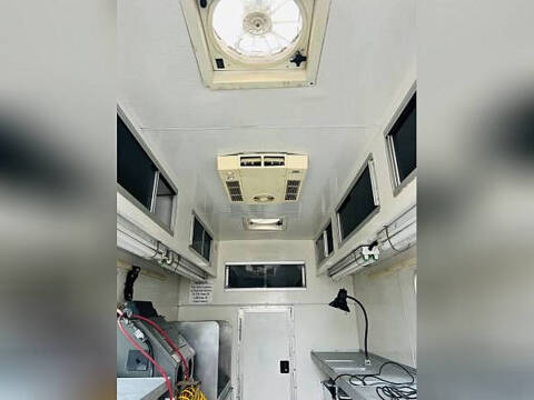 2003 Ford E-Series E-350 SD