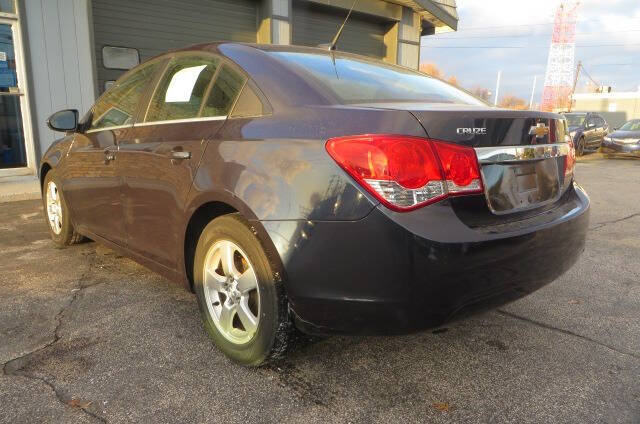 2014 Chevrolet Cruze 1LT photo 27