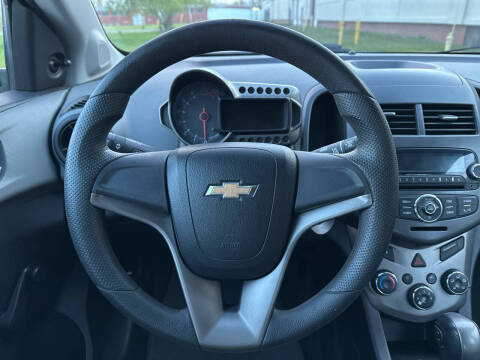 2012 Chevrolet Sonic LS