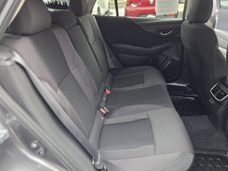 2022 Subaru Outback Premium