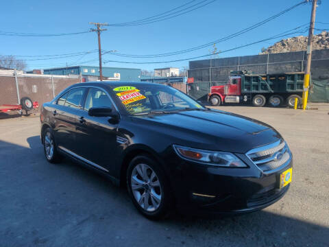 2011 Ford Taurus SEL