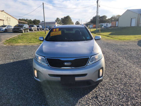 2015 Kia Sorento for sale at Auto Guarantee, LLC in Eunice LA