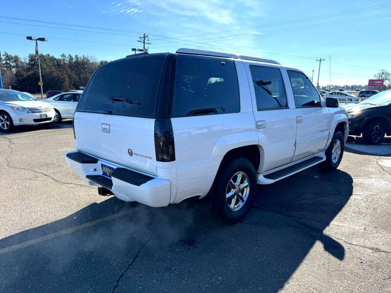 2000 Cadillac Escalade