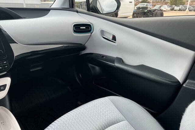 2017 Toyota Prius Three