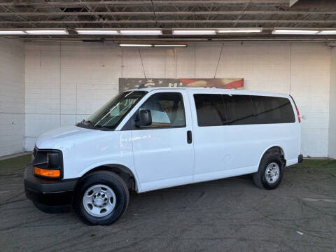 2017 Chevrolet Express LS 2500