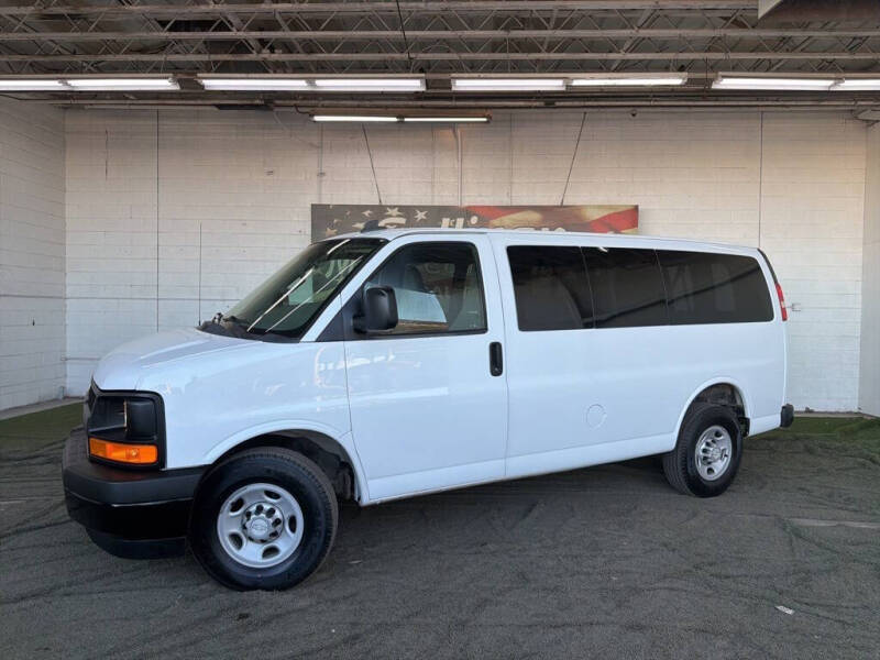 2017 Chevrolet Express LS 2500