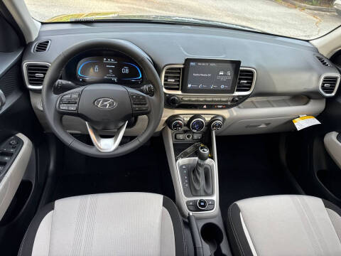 2026 Hyundai Venue SEL