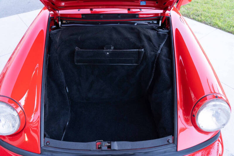 1990 Porsche 911 Carrera 2