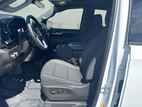 2025 GMC Sierra 1500