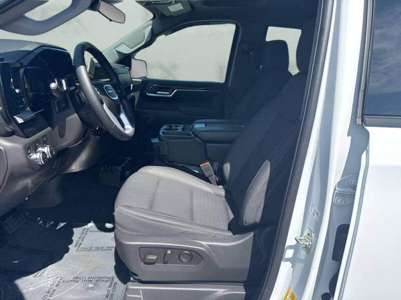 2025 GMC Sierra 1500