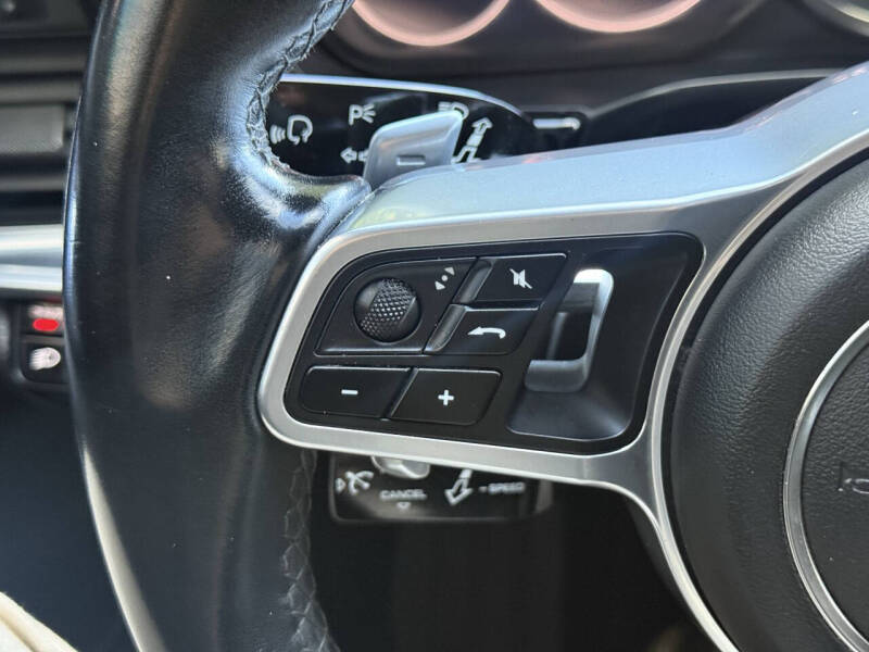 2017 Porsche Panamera 4S