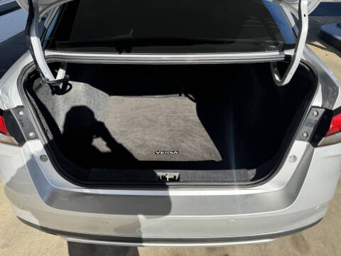 2021 Nissan Versa SV