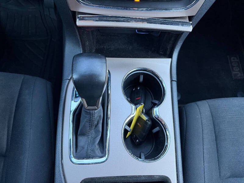 2017 Jeep Grand Cherokee Laredo