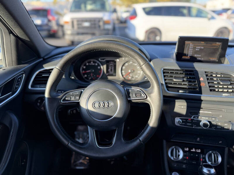 2015 Audi Q3 2.0T quattro Premium Plus