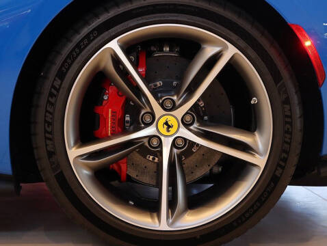 2024 Ferrari 296 GTS