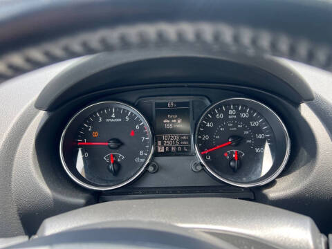 2011 Nissan Rogue SV