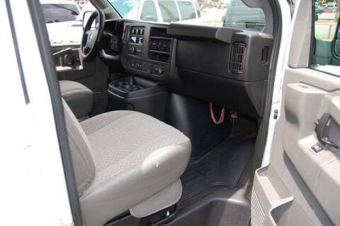 2017 Chevrolet Express LT 3500