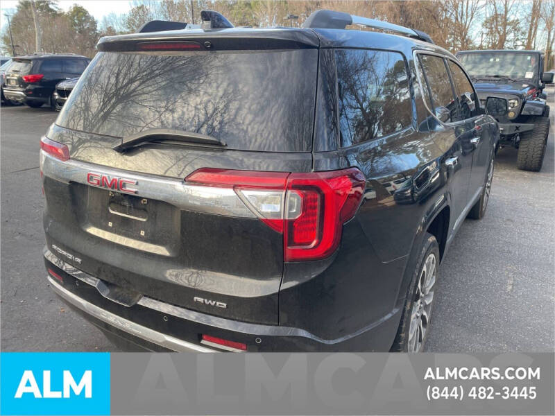 2022 GMC Acadia Denali