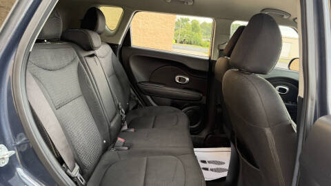 2015 Kia Soul +